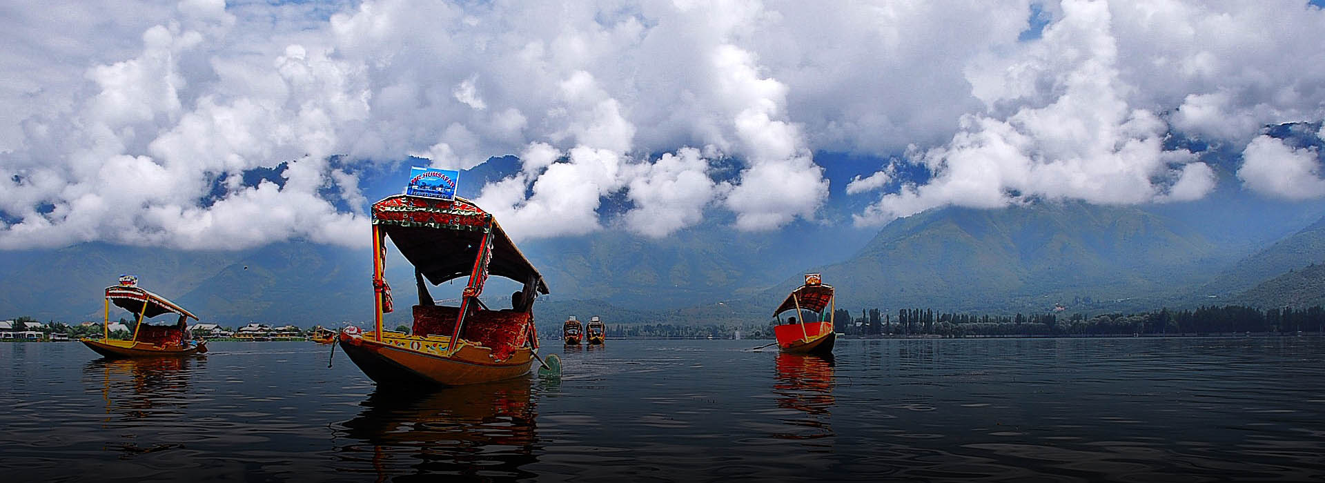 Jannat-E-Nazeer: Kashmir Tour - 8 Nights